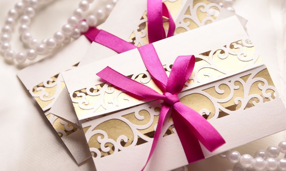 ¿Cómo diseñar una invitación de boda elegante con Canva?