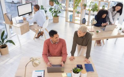 ¿Cómo puedo crear una marca digital reconocida y destacar en mi industria?