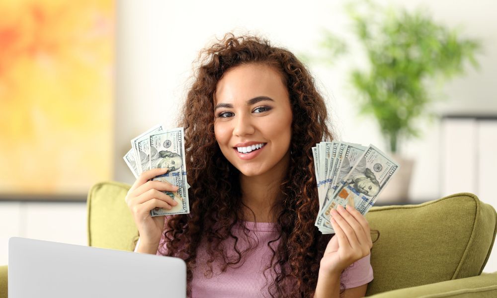 ¿Qué son los Cursos en línea y como puedo ganar dinero?