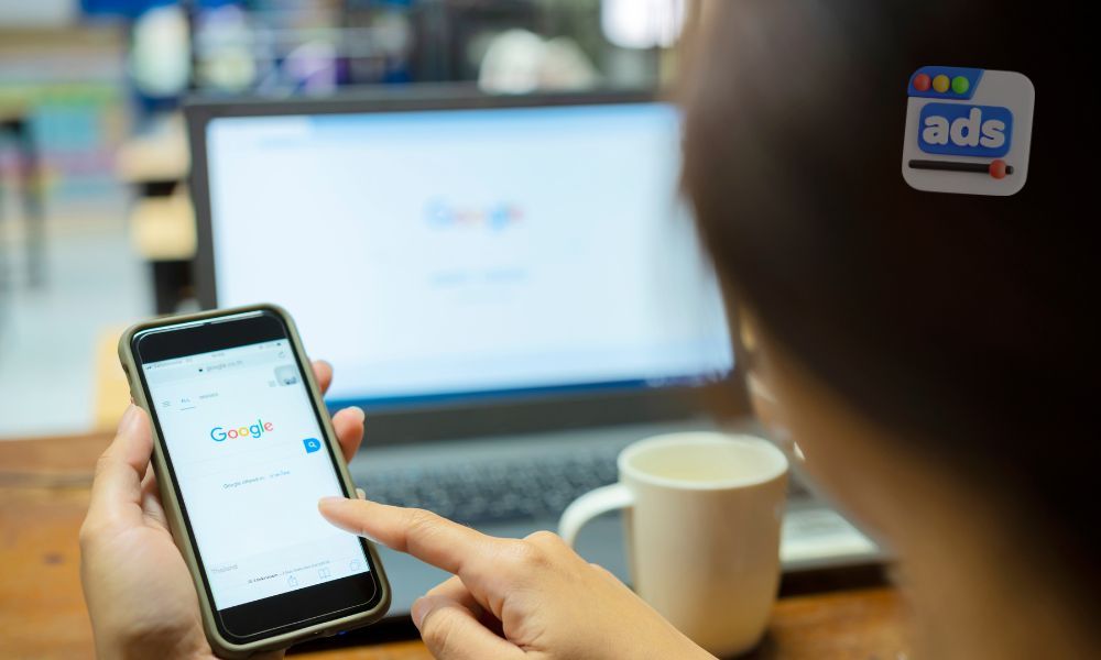 ¿Qué tácticas puedo usar para mejorar la tasa de clics en mis anuncios de Google Ads?